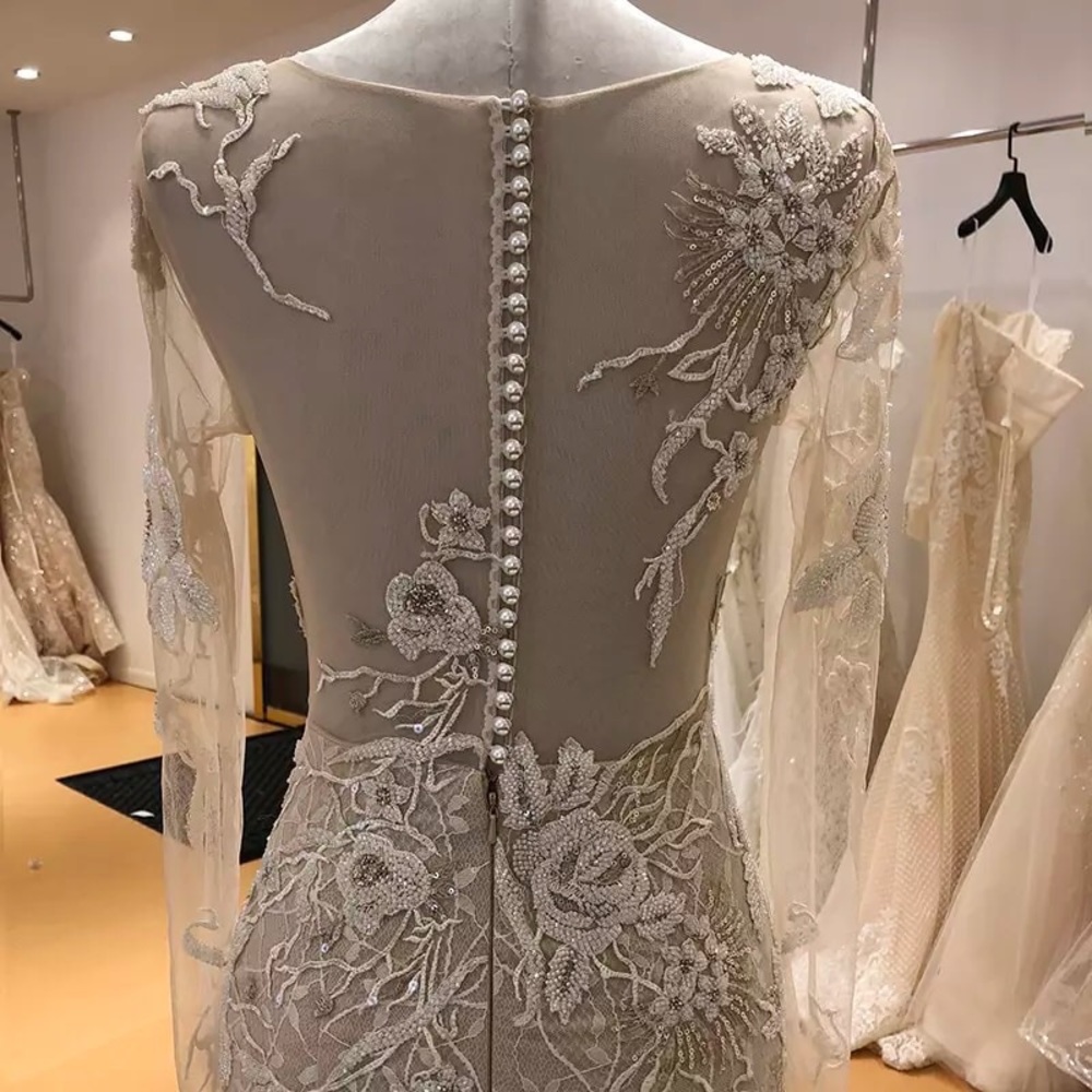 Mermaid wedding dress - Picture 1 of 7